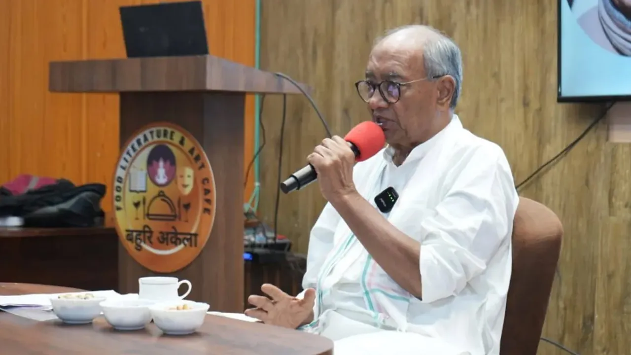 ‘यह भारतीय राजनीति की वजह से हो रहा है..’, बांग्लादेश के हालात पर दिग्विजय सिंह का बयान