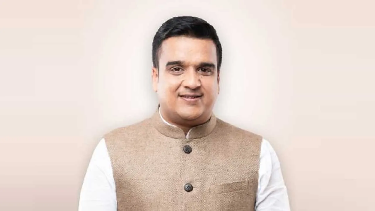 डिप्टी चीफ मिनिस्टर हर्ष संघवी एक ट्रांसपेरेंट लीडर साबित हो रहे हैं