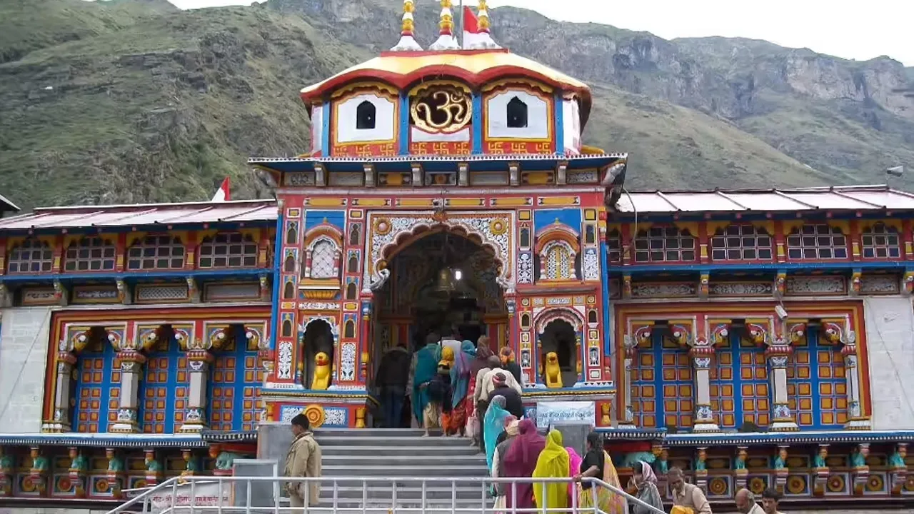 चारधाम यात्रा के लिए वाट्सएप या मोबाइल एप से कैसे करें रजिस्ट्रेशन, जानिए पूरा प्रोसेस, 19 अप्रैल से शुरू होगी यात्रा