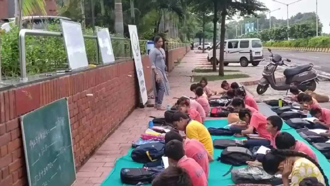 जो चुपचाप सेवा करते हैं, वही इस समाज के असली हीरो हैं