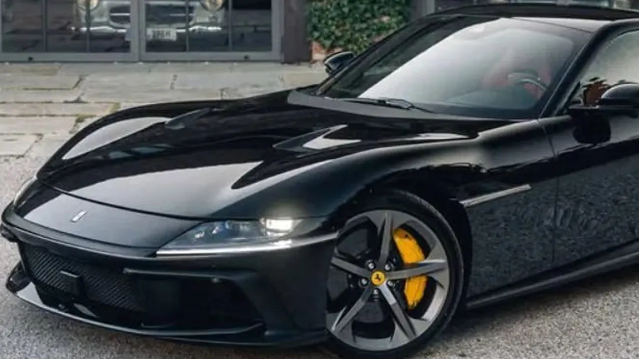 Hardik-Pandya-Ferrari3 