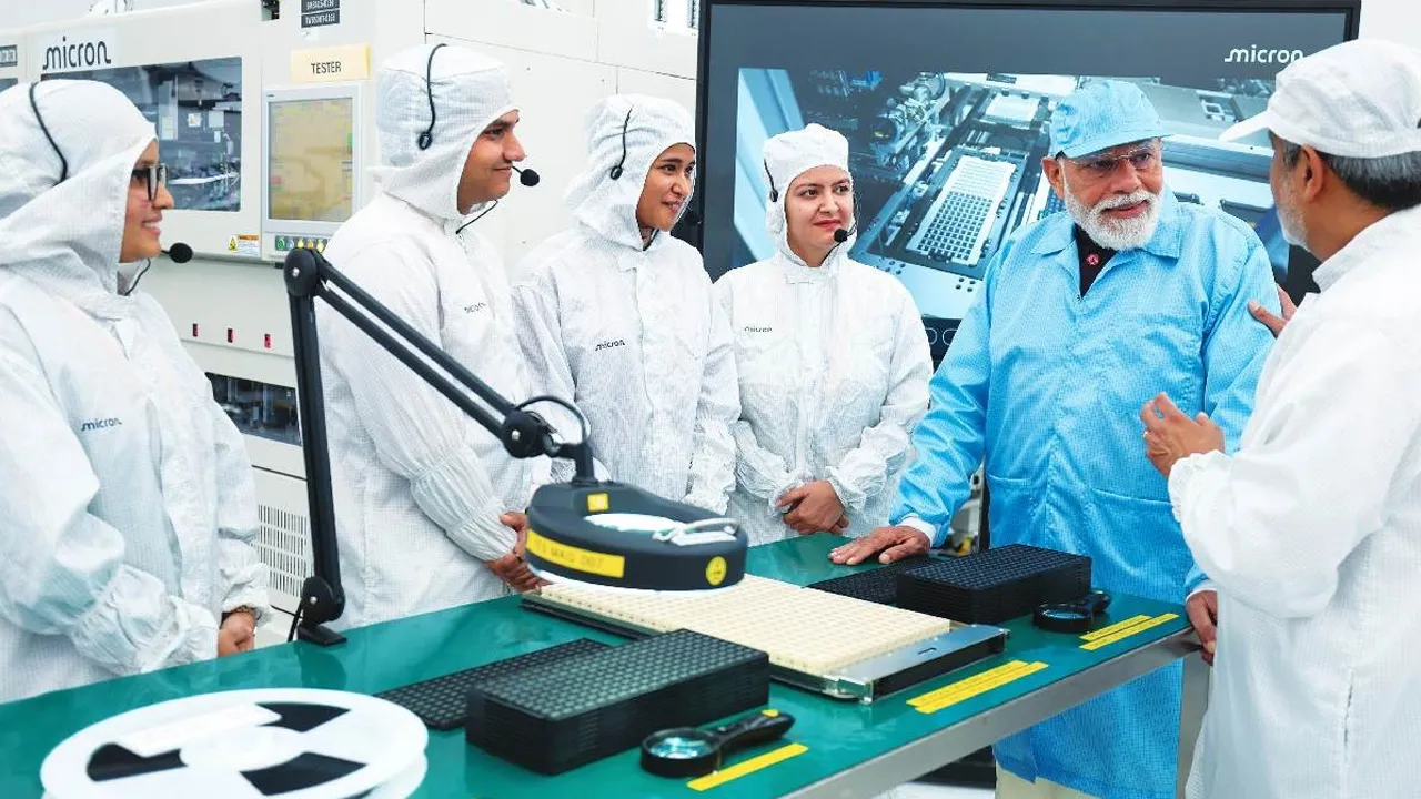 साणंद में देश का पहला सेमीकंडक्टर संयंत्र का उद्घाटन, 22,516 करोड़ की लागत से तैयार हुआ