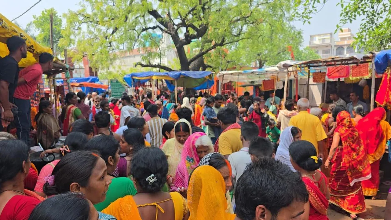 बिहार में शीतला माता मंदिर में पूजा के दौरान भगदड़, 8 महिलाओं की मौत, CM ने की मुआवज़े की घोषणा