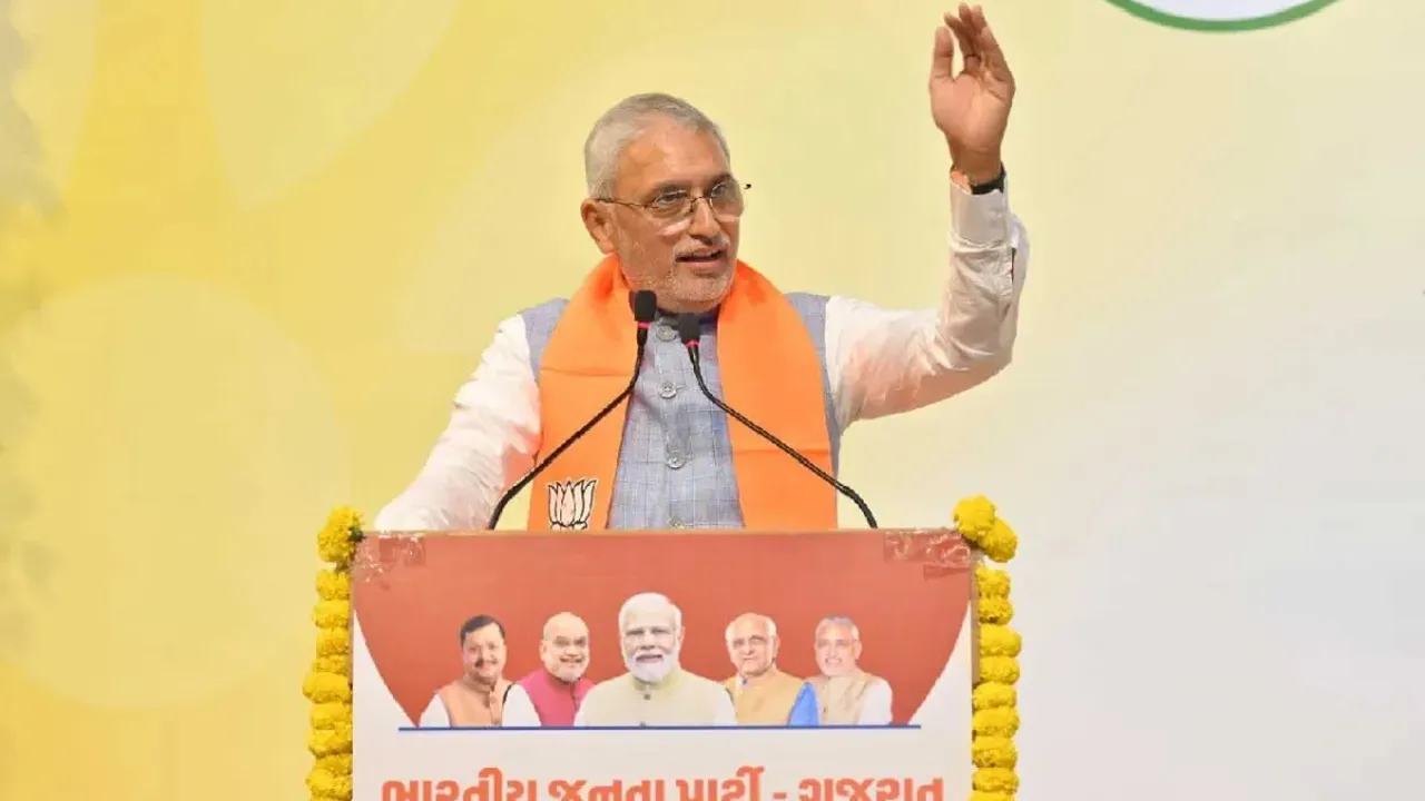 जैसे मानसून खत्म होते ही मेंढक गायब हो जाते हैं, वैसे ही चुनाव खत्म होते ही कांग्रेस और अन्य विपक्षी नेता भी गायब हो जाते हैंः जगदीश विश्वकर्मा