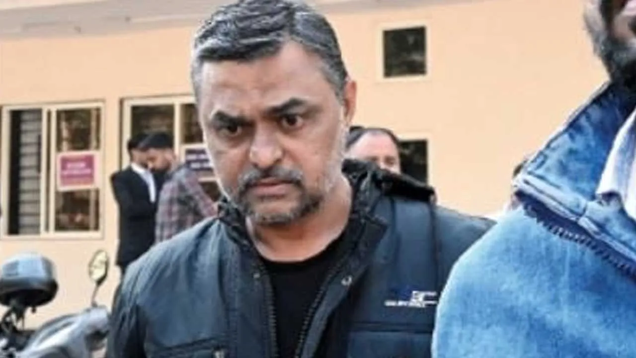 सुरेंद्रनगर के निलंबित नायब मामलतदार के पास मिली 1.22 करोड़ की अवैध संपत्ति, केस दर्ज 