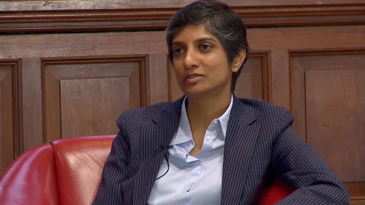 मेनका गुरुस्वामी कौन हैं? जिन्होंने LGBTQIA+ समुदाय की पहली सांसद बनकर इतिहास रच दिया!