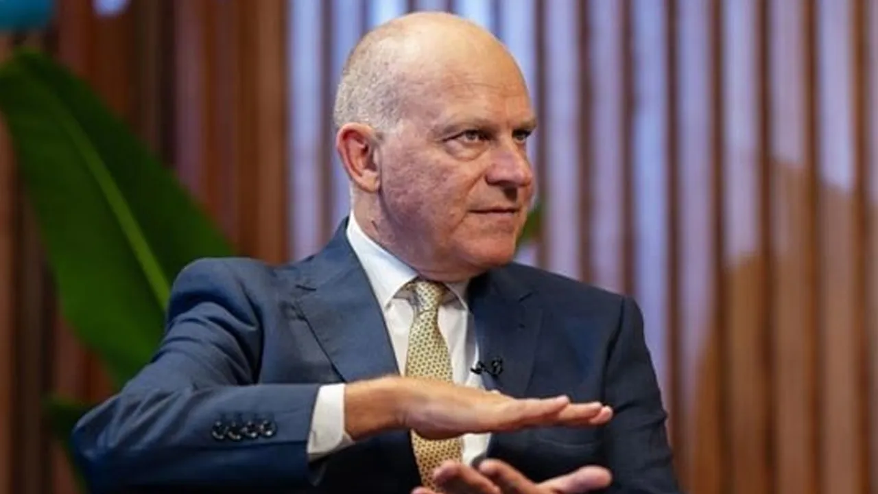 मुसीबत बनी एयर इंडिया की उड़ान: क्या टाटा ने एयर इंडिया खरीदकर खुद ही मुसीबत मोल ले ली है? अब CEO ने भी साथ छोड़ा