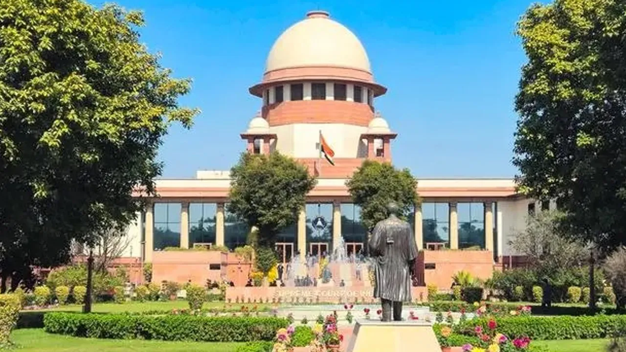 फिर गरमाया आरक्षण का मुद्दा: सुप्रीम कोर्ट ने कहा- जब माता-पिता IAS तो बच्चे को आरक्षण का लाभ क्यों मिलना चाहिए?