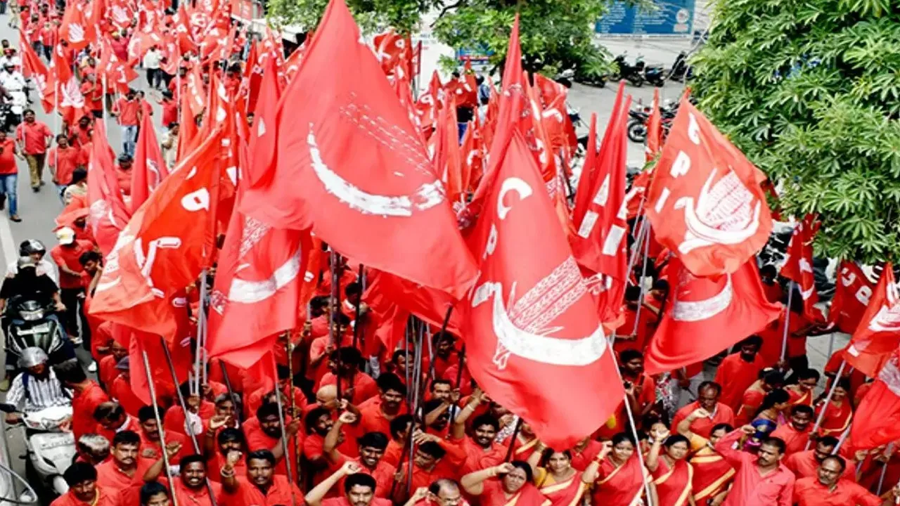 केरल: आखिरी किला भी ढह गया… 49 साल बाद किसी भी राज्य में वामपंथ नहीं, जहां से शुरुआत, अंत भी वहीं
