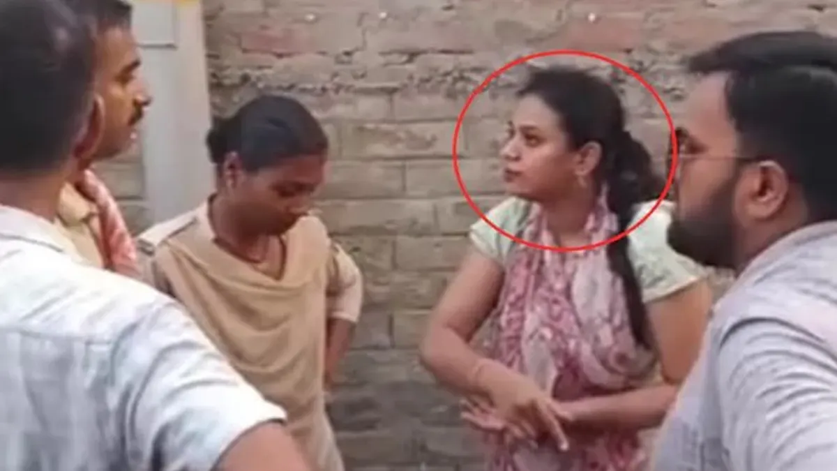 वैशाली : पति ने जमीन बेचकर पत्नी को बनाया सरकारी टीचर, फिर प्रेमी संग पकड़ी गई पत्नी
