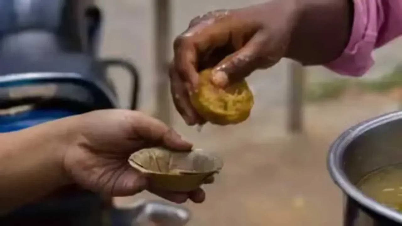तेलंगाना: पानीपुरी खाने के बाद बिगड़ी 20 से ज्यादा बच्चों की तबीयत, अस्पताल में भर्ती