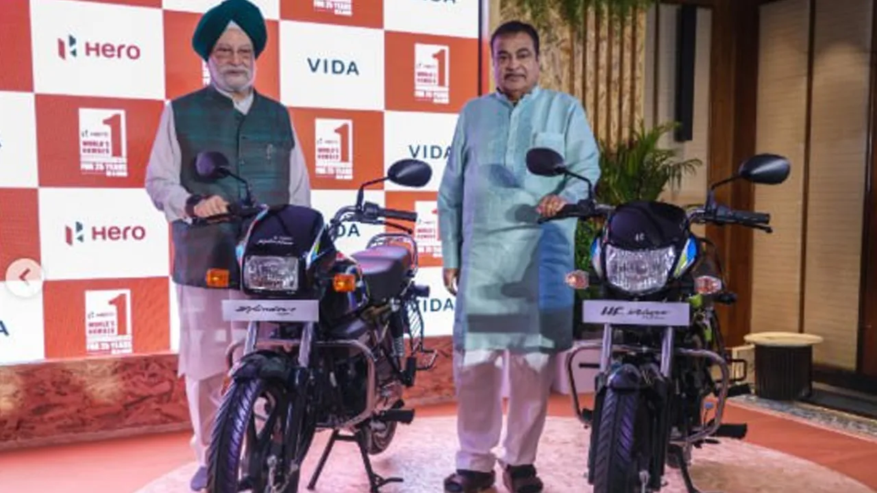 नीतिन गडकरी ने हीरो की पहली फ्लेक्स-फ्यूल बाइक स्प्लेंडर लॉन्च की, 85 प्रतिशत एथेनॉल पर चलेगी