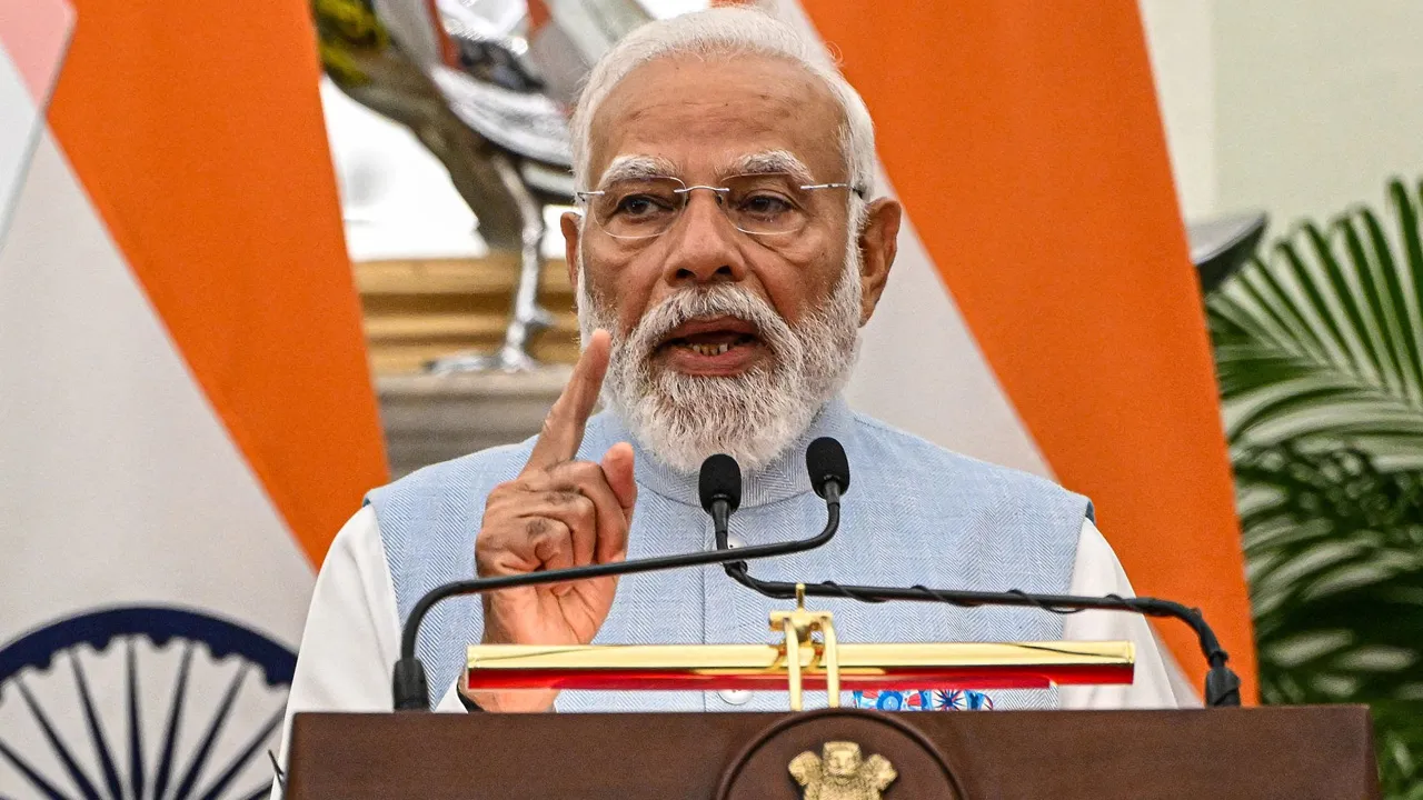 मोदी सरकार के 12 साल, 12 बड़े फैसले... जिन्होंने बदल दी देश की राजनीति और व्यवस्था