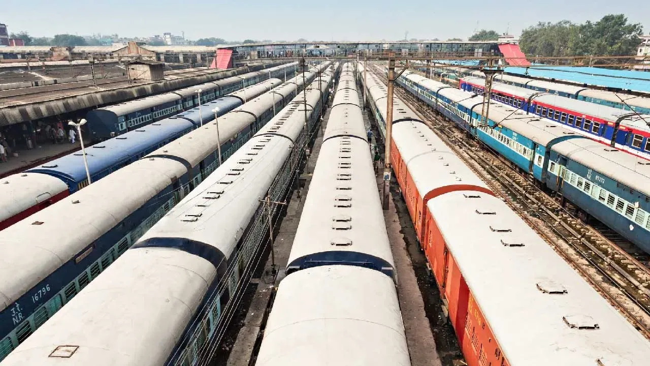 railway-train.jpg63