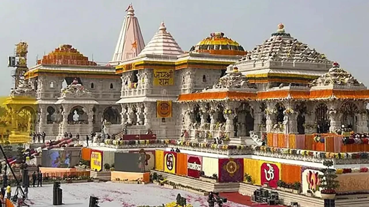 राम मंदिर के कर्मचारी के घर से 10 लाख मिलना, सीएम योगी का SIT गठित करना, क्या मंदिर में वाकई सबकुछ ठीक नहीं चल रहा है!