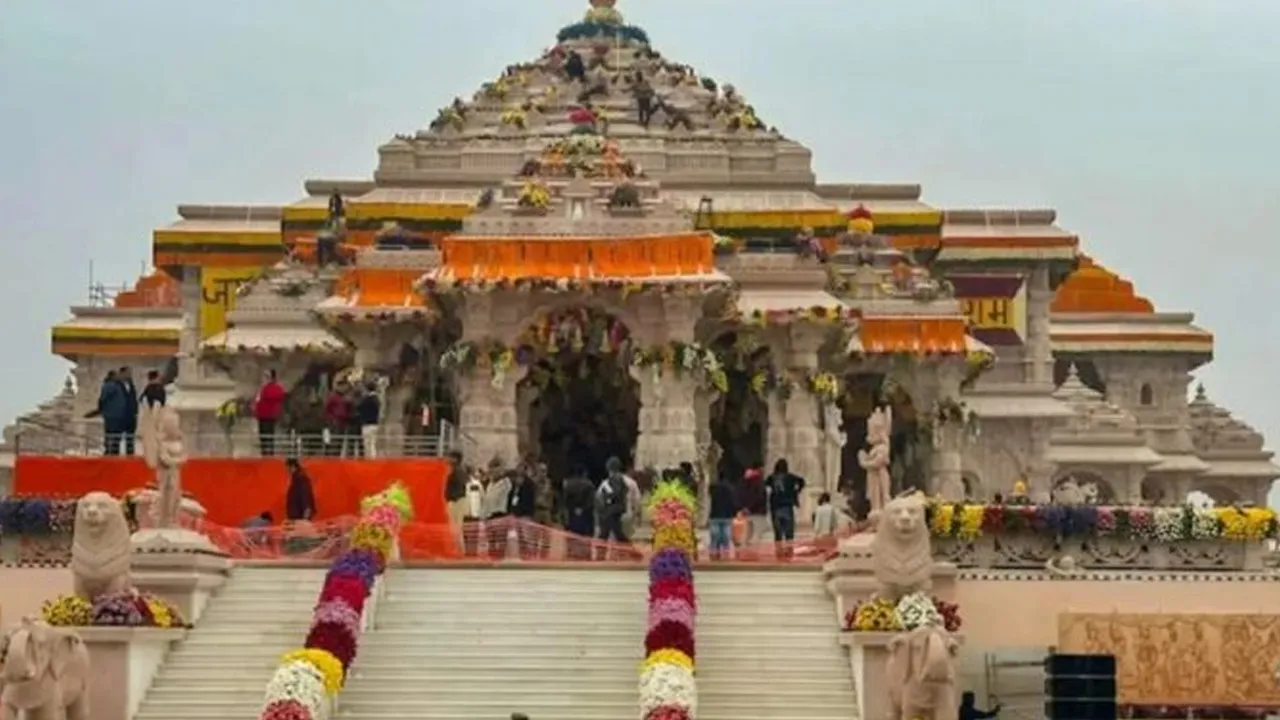 अयोध्या: SIT की रडार पर चंपत राय और अनिल मिश्रा! 150 संदिग्धों के नाम आए सामने, राम मंदिर चोरी मामले में बड़ी कार्रवाई के संकेत