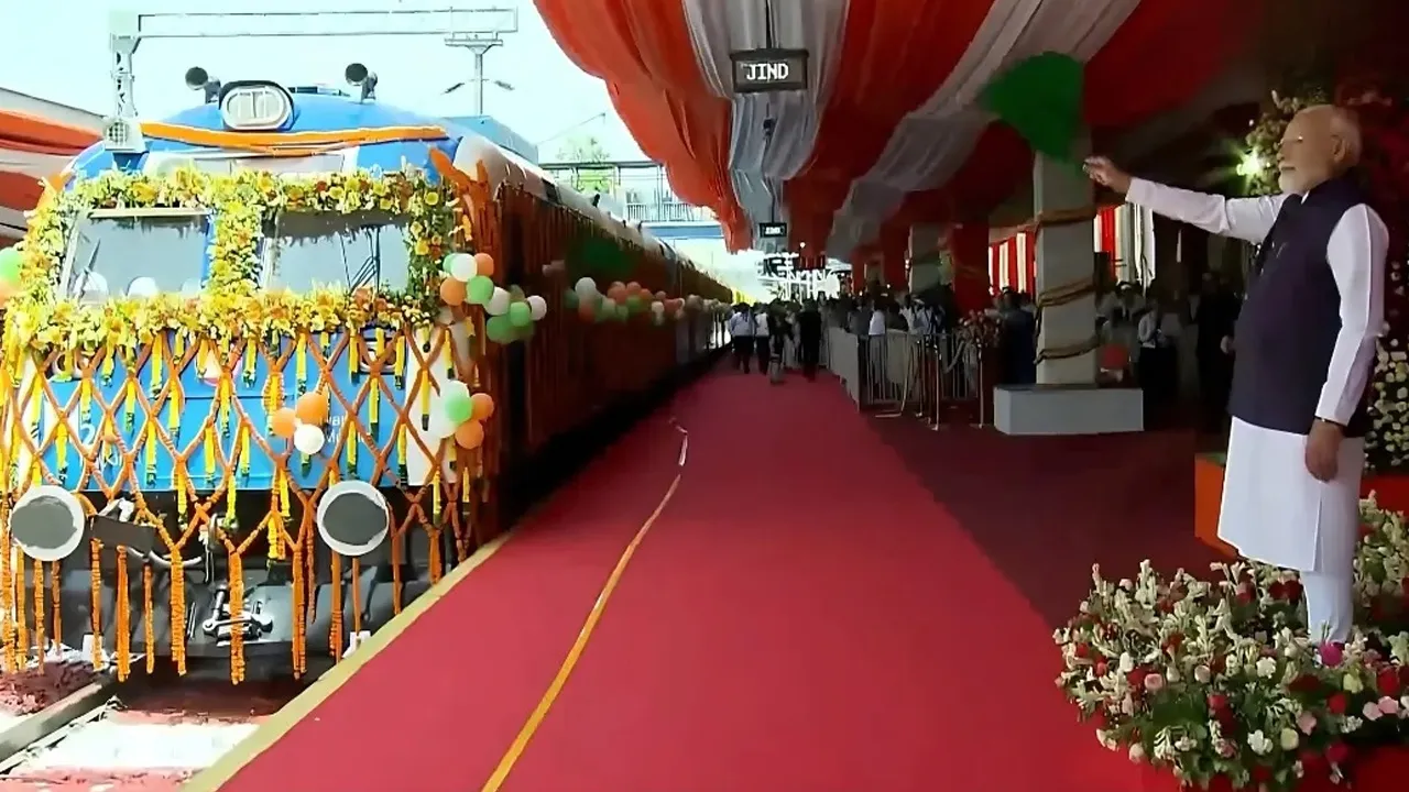देश की पहली हाइड्रोजन ट्रेन जींद से सोनीपत के बीच चली, न धुआं न कोई प्रदूषण; आखिर कैसे चलती है यह ट्रेन? जानिए सभी सवालों के जवाब