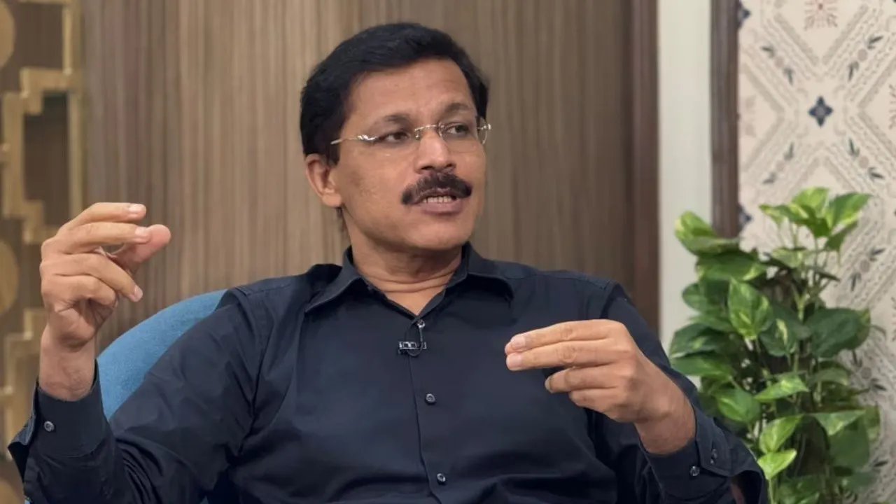 20 साल में 25 तबादले, लेकिन ईमानदारी से IAS अफसर ने नहीं किया समझौता