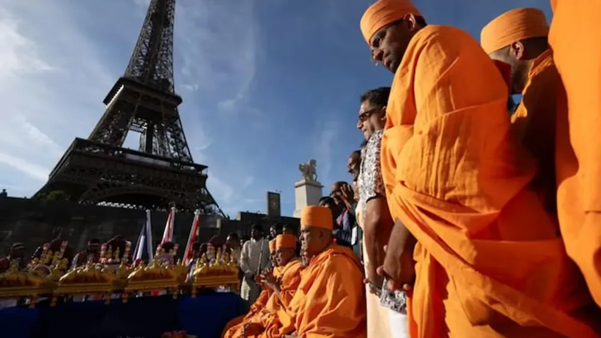 स्वामिनारायण संस्था BAPS से जुड़े लोगों की यात्रा से पहले पेरिस में महिलाओं को गायब होने का फरमान दिए जाने पर विवाद, एफिल टावर कर्मचारियों की हड़ताल