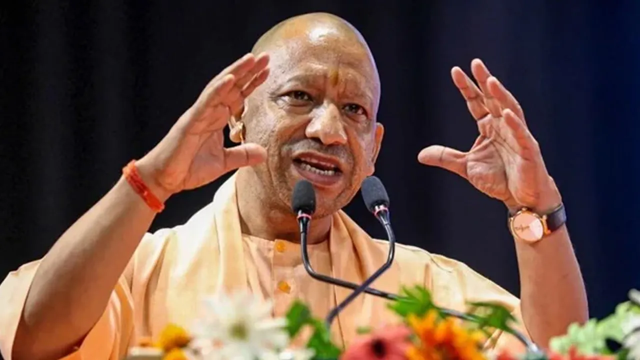 पंचायत सहायकों के लिए योगी सरकार का बड़ा ऐलान, ₹9 हजार मानदेय और हटाए गए सहायकों की होगी बहाली