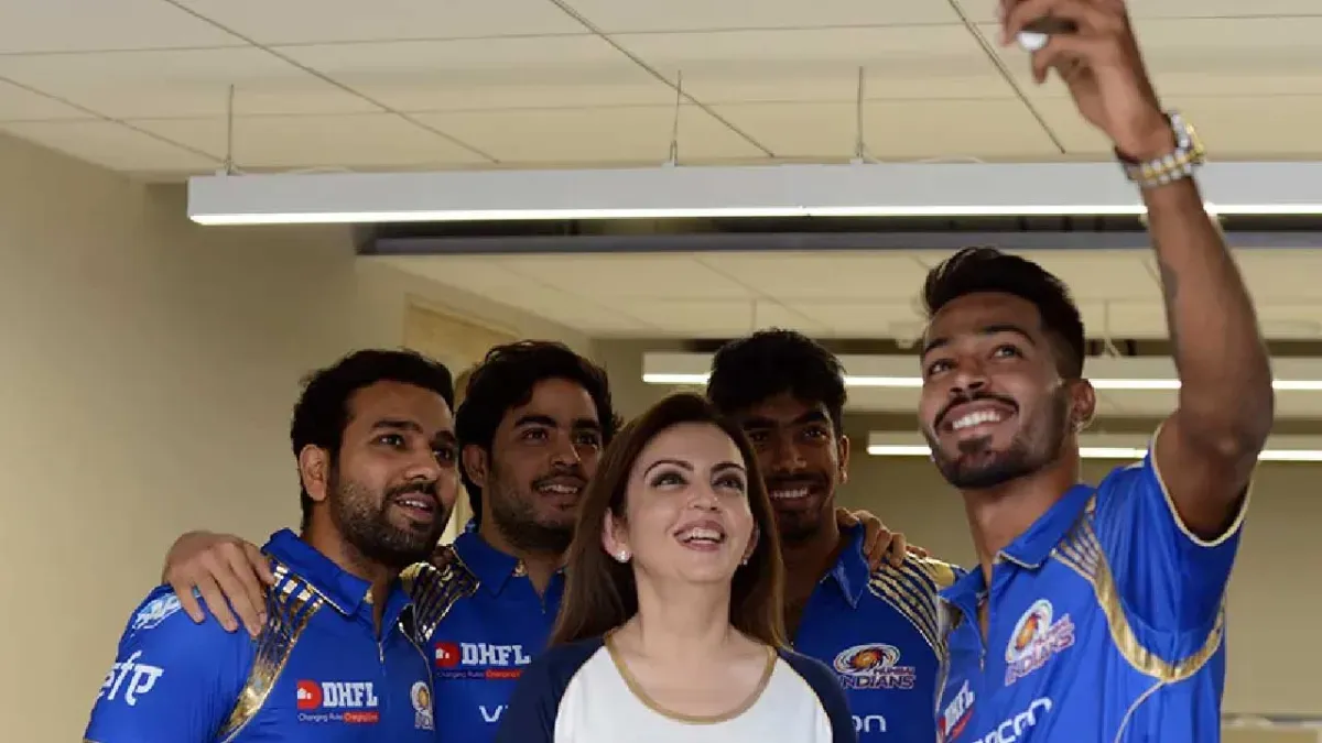 IPL की वैल्यूएशन 1.41 लाख करोड़ रुपये पहुंची, मुंबई इंडियंस 17,500 करोड़ रुपये के साथ टॉप पर, CSK तीसरे नंबर पर