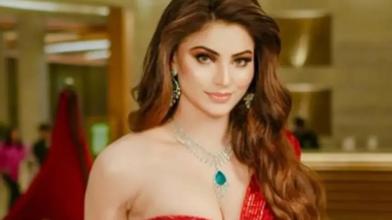 urvashi-rautela3 