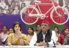 UP चुनाव से पहले सपा का बड़ा ऐलान, ‘स्त्री सम्मान समृद्धि योजना’ के तहत महिलाओं को हर साल मिलेंगे ₹40 हजार