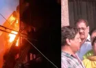 दिल्ली में काल बना AC! एक धमाके ने ली 9 जिंदगियां; कोई बिस्तर पर ही जल गया तो कोई सीढ़ियों पर झुलस गया