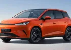 BYD ने शक्तिशाली EV कार डॉल्फिन लॉन्च की; 1000 किमी रेंज और पेट्रोल से भी चलेगी