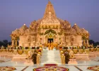 अयोध्या: रामलला का मुकुट गायब, जमीन पर सवाल, अब चढ़ावा चोरी... 2 साल में राम मंदिर के 4 बड़े विवाद