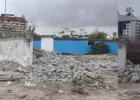 सूरत में निर्माणाधीन पुल के दो पिलरों के बीच लगाया गया गर्डर का हिस्सा अचानक झुक गया