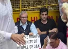 दिल्ली में सीएम उमर अब्दुल्ला धरने पर बैठे, बोले- ‘सरकार ने अपना वादा पूरा नहीं किया’