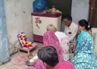 ऐसा क्या हुआ कि परिवार ने बेटी के जिंदा रहते ही उसकी फोटो जलाकर कर दिया अंतिम संस्कार, सामने आई हैरान करने वाली वजह