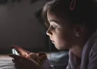 2 साल के बच्चे के लिए कितना होना चाहिए स्क्रीन टाइम? WHO ने बताया...