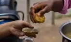 तेलंगाना: पानीपुरी खाने के बाद बिगड़ी 20 से ज्यादा बच्चों की तबीयत, अस्पताल में भर्ती