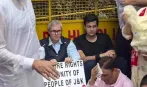 दिल्ली में नेशनल कॉन्फ्रेंस का प्रदर्शन, कहा- 'सरकार का वादा अब भी अधूरा'