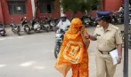 कर्नाटक: जज की कुर्सी पर काला जादू करने का आरोप; फैसले को अपने पक्ष में करने की कोशिश में 65 वर्षीय महिला गिरफ्तार