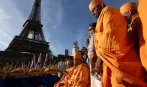 स्वामिनारायण संस्था BAPS से जुड़े लोगों की यात्रा से पहले पेरिस में महिलाओं को गायब होने का फरमान दिए जाने पर विवाद, एफिल टावर कर्मचारियों की हड़ताल