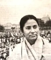 पश्चिम बंगाल: क्या अपना अस्तित्व बचा पाएगी TMC? 28 साल में सबसे बड़े संकट से घिरी ममता बनर्जी की पार्टी