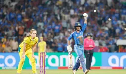 IND W vs AUS W: जेमिमा-हरमन की धमाकेदार पारियों से भारत फाइनल में l