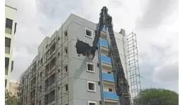 हाइड्रा ने मियापुर में अवैध इमारत को ध्वस्त कर दिया