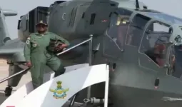 फाइटर हेलिकॉप्टर प्रचंड में द्रौपदी मुर्मू ने भरी उड़ान, ऐसा करने वाली पहली राष्ट्रपति; बोलीं- जय हिंद, जय भारत