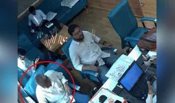 20 रुपये का घूस केस: 30 साल की कानूनी लड़ाई के बाद गुजरात हाईकोर्ट ने कॉन्स्टेबल को निर्दोष घोषित किया, जिंदगी का कलंक मिटते ही मौत…