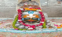 महाशिवरात्रि कल, शिवालय सजाए गए, जानिए भगवान शिव के लिए बेल पत्र, धतूरा, केसर, शहद क्यों महत्वपूर्ण है?