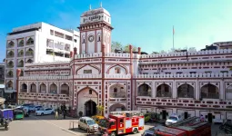 सूरत मनपा का अब तक का सबसे बड़ा 10,593 करोड़ का ड्राफ्ट बजट पेश, जनता पर नया कर का कोई बोझ नहीं