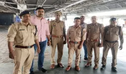 दिव्यांशु नौकरी न मिलने पर घर वालों को खुश करने के लिए बना आरपीएफ का फर्जी दरोगा