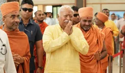 जेतलपुर स्वामिनारायण धाम का द्विशताब्दी महोत्सव: भागवत बोले- धर्म विभाजित नहीं करता बल्कि सबको जोड़ता है