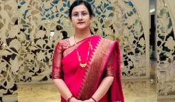 भाजपा की विधायक संगीता पाटिल ने कहा – लिम्बायत की कई सोसाइटियों में अब नाम मात्र के हिंदू परिवार बचे हैं क्योंकि...