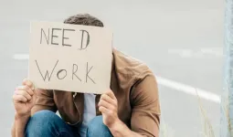 देश में 40 प्रतिशत स्नातकों को नौकरी नहीं मिलती; अज़ीम प्रेमजी विश्वविद्यालय की रिपोर्ट में हुआ खुलासा!