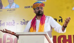 AAP की सभाओं में गोपाल..गोपाल के नारे क्यों लग रहे हैं!